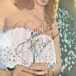 Dottie West & Shelly West Autographed Vinyl Country Music Record Vintage Auto