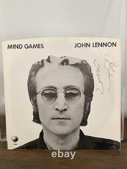 JONH LENNON /MIND GAMES/ APPLE 1868, 45rpm with Autographed Vinyl Record