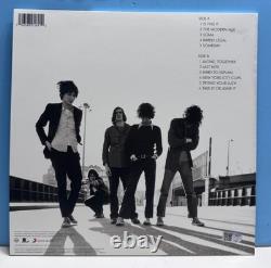 LP VINYL THE STROKES IS THIS IT UK edition SIGNED AUTHENTICATED wCOA FREE SHIP