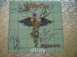 Mötley Crüe Dr. Feelgood Autographed LP withCOA Elektra E1 60829 motley crue