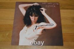 Patti Smith Autographed Easter Vinyl LP Cover with Beckett Hologram
