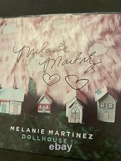 SignedMelanie Martinez RSD Dollhouse ep Vinyl Signed At Music Midtown 2016