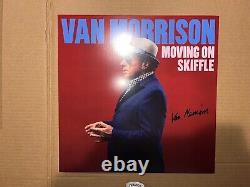 Van Morrison Signed Autographed Vinyl Record LP Moving on Skiffle Astral Weeks