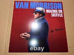 Van Morrison Signed Autographed Vinyl Record LP Moving on Skiffle Astral Weeks