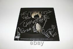 WU-TANG CLAN GROUP SIGNED'THE W' VINYL RECORD LP withCOA RZA METHOD MAN GHOSTFACE