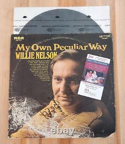 Willie Nelson Signed Vinyl Record My Own Peculiar Way JSA Authenticated