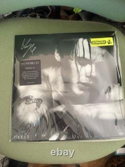 Yungblud'Idols II' Clear Vinyl LP SIGNED JACKET