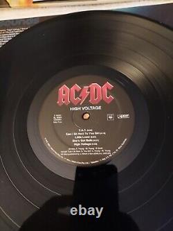 AC/DC - LP haute tension 2003 Columbia Records - Signé avec COA - MINT
