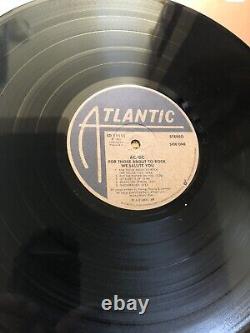 AC/DC a signé le vinyle de 'For Those About To Rock'. Authentifié par Beckett. Regardez.