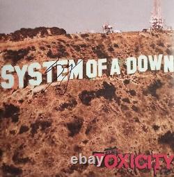 Album vinyle System Of A Down Toxicity signé par Serj Tankian
