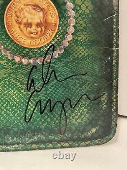 Alice Cooper a signé l'album vinyle 'Billion Dollar Babies' avec une dédicace - JSA COA