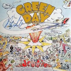 Billie Joe Armstrong a signé l'album vinyle de Green Day Dookie