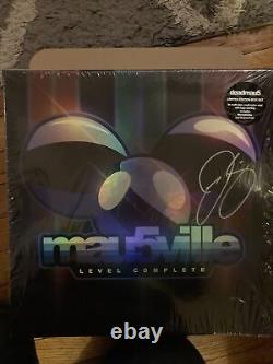 Boîte vinyle complète de la série Mau5ville signée par DEADMAU5 - Nouveau disque autographié.