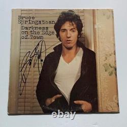 Bruce Springsteen a signé l'album vinyle LP Darkness on the Edge of Town