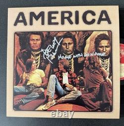 DEWEY BUNNELL SIGNÉ ALBUM VINYLE LP ÉPONYME D’AMERICA AVEC INSCRIPTION LYRIQUE JSA