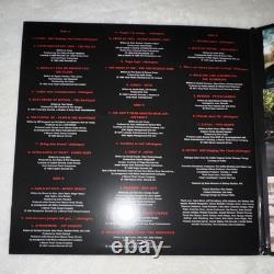 Disque Vinyle Autographié par le Casting de Stranger Things Certifié JSA Original