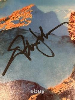 Disque vinyle LP de l’album Caribou d’Elton John, autographié et signé, avec pochette