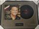 Disque Vinyle Sign&eacute; Par Le Chanteur Luis Miguel Avec Cadre Personnalis&eacute;, Authentifi&eacute; Psa/dna.