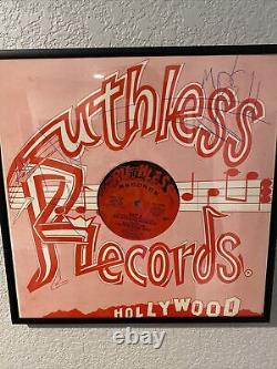 Enregistré en 1987, Premier pressage vinyle encadré du disque Eazy E Boyz-N-The Hood.