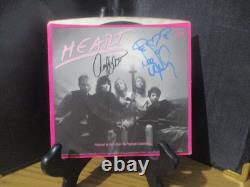 HEART vinyle 45 tours authentique signé/autographié #2 ANN WILSON & NANCY WILSON
