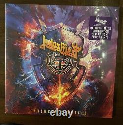 Judas Priest Bouclier Invincible AUTOGRAPHIÉ Vinyle de couleur violette 2LP EN MAIN