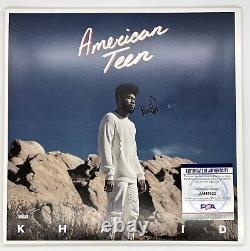 Khalid a signé l'album vinyle American Teen avec la certification Psa/dna Coa enregistrement LP autographié.