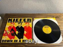 Kiefer Sutherland EN BAS DANS UN TROU Album Autographié Disque Vinyle Signé