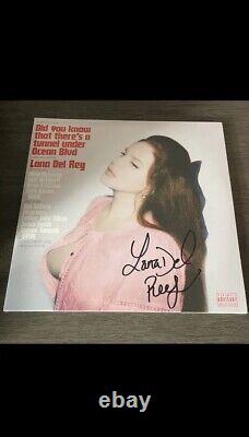 Lana Del Rey Autographed Tunnel Under Ocean Blvd Vinyle Record Direct Proof Photo <br/><br/>Translation:  <br/> 	 Lana Del Rey Autographié Tunnel Sous Ocean Blvd Vinyle Disque Preuve Photo Directe