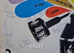 Le disque vinyle LP des Ink Spots signé avec 5 signatures.