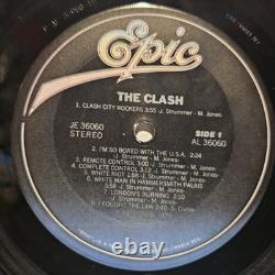 Le disque vinyle autographe de l'album éponyme de The Clash 4 signatures COA VEUILLEZ LIRE