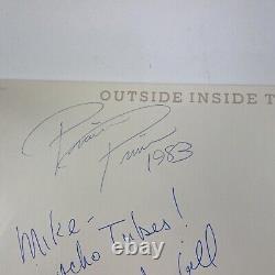 Le groupe The Tubes a signé l'album vinyle LP autographié 'Fully Signed' de l'extérieur