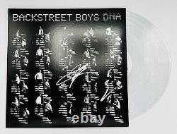 Les Backstreet Boys ont signé un vinyle coloré de l'album DNA