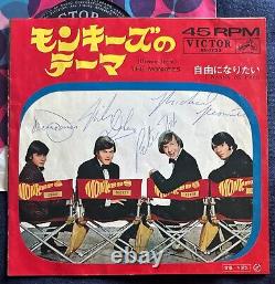 Les Monkees Signé par tous (4) Thème des Monkees 45 Disque Vinyle Couverture