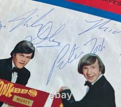 Les Monkees Signé par tous (4) Thème des Monkees 45 Disque Vinyle Couverture
