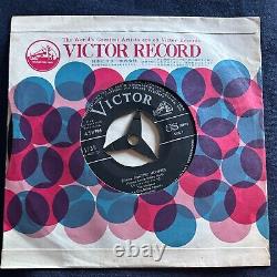 Les Monkees Signé par tous (4) Thème des Monkees 45 Disque Vinyle Couverture