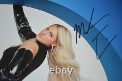 Meghan Trainor LP vinyle Timeless signé avec insert et hologramme JSA