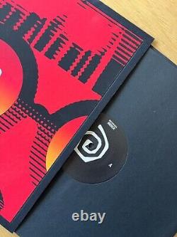 Neuf Inch Clous / Cassé / Galerie Emily Mae Smith Vinyl / SIGNÉ / ÉTAT NM