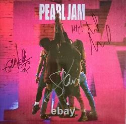 Pearl Jam Autographed Signed Ten Vinyle Album Eddie Mike Stone