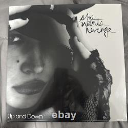 SIGNÉE She Wants Revenge Vinyle Vertigo Up and Down Exclusif VV /100 EN MAIN