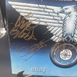 Saxon Wheels of Steel Vinyle dédicacé/signé par Biff Byford +4