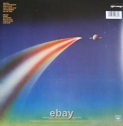 Steve Perry Autographed Signed Journey Escape Vinyl Record Album  <br/> 
    <br/>
 Translation: Album vinyle Journey Escape signé et autographié par Steve Perry