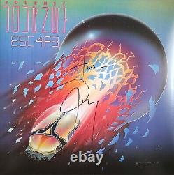 Steve Perry a signé l'album vinyle Journey Escape