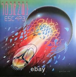 Steve Perry a signé l'album vinyle 'Journey Escape'