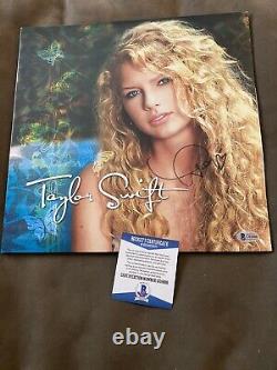 Taylor Swift A Signé L’album Éponyme Vinyl Record Beckett Coa