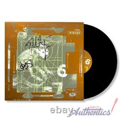 Vinyle LP Doolittle des Pixies signé et authentifié par PSA/DNA
