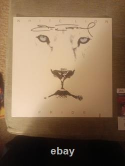Vinyle LP 'White Lion Pride' signé par Mike Tramp COA JSA #CD46639