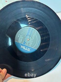 Vinyle LP vintage 1982 10,000 Maniacs Human Conflict Number 5 signé par le groupe