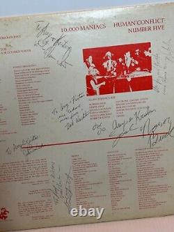 Vinyle LP vintage 1982 10,000 Maniacs Human Conflict Number 5 signé par le groupe