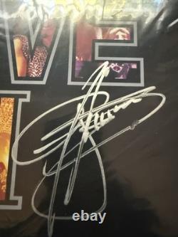 Vinyle signé par Gene Simmons