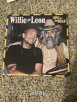 Willie Nelson A Signé L'album D'enregistrement De Vinyle Lp Autographié